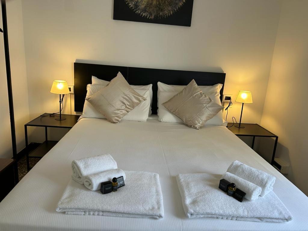 Brignole Rooms Gênes Extérieur photo
