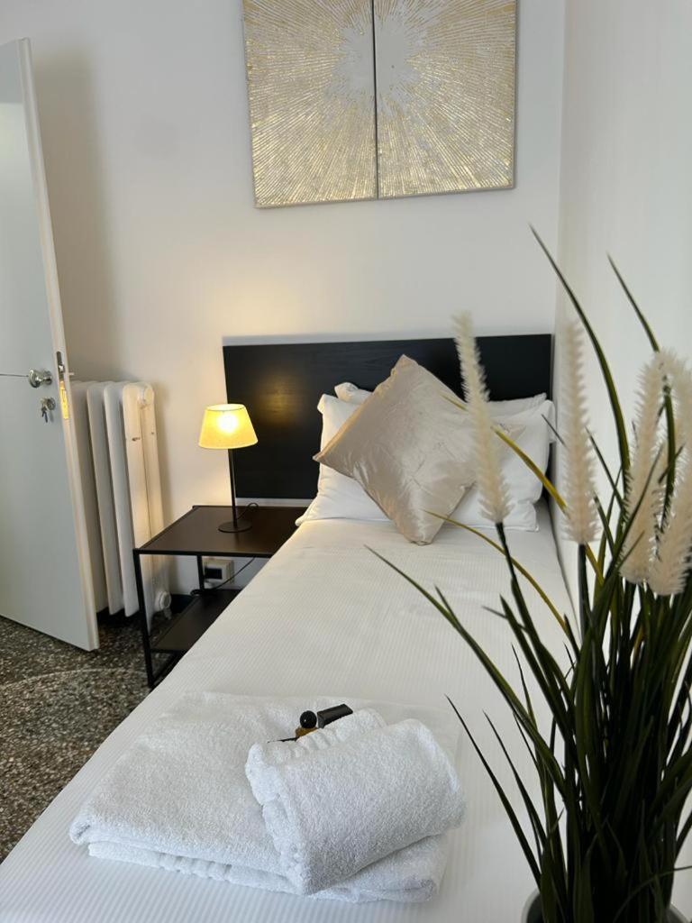 Brignole Rooms Gênes Extérieur photo