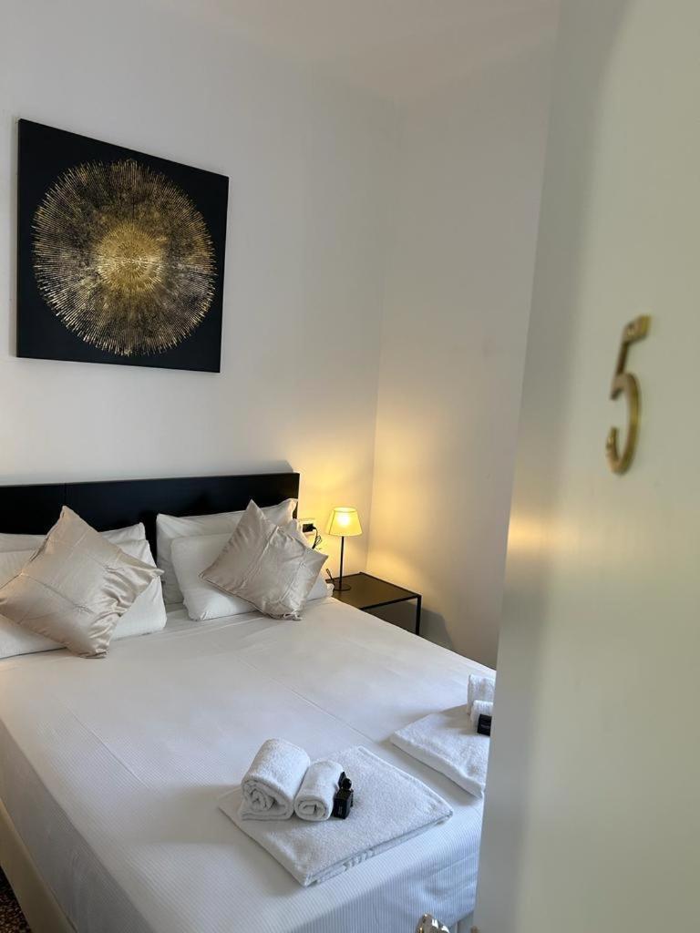 Brignole Rooms Gênes Extérieur photo