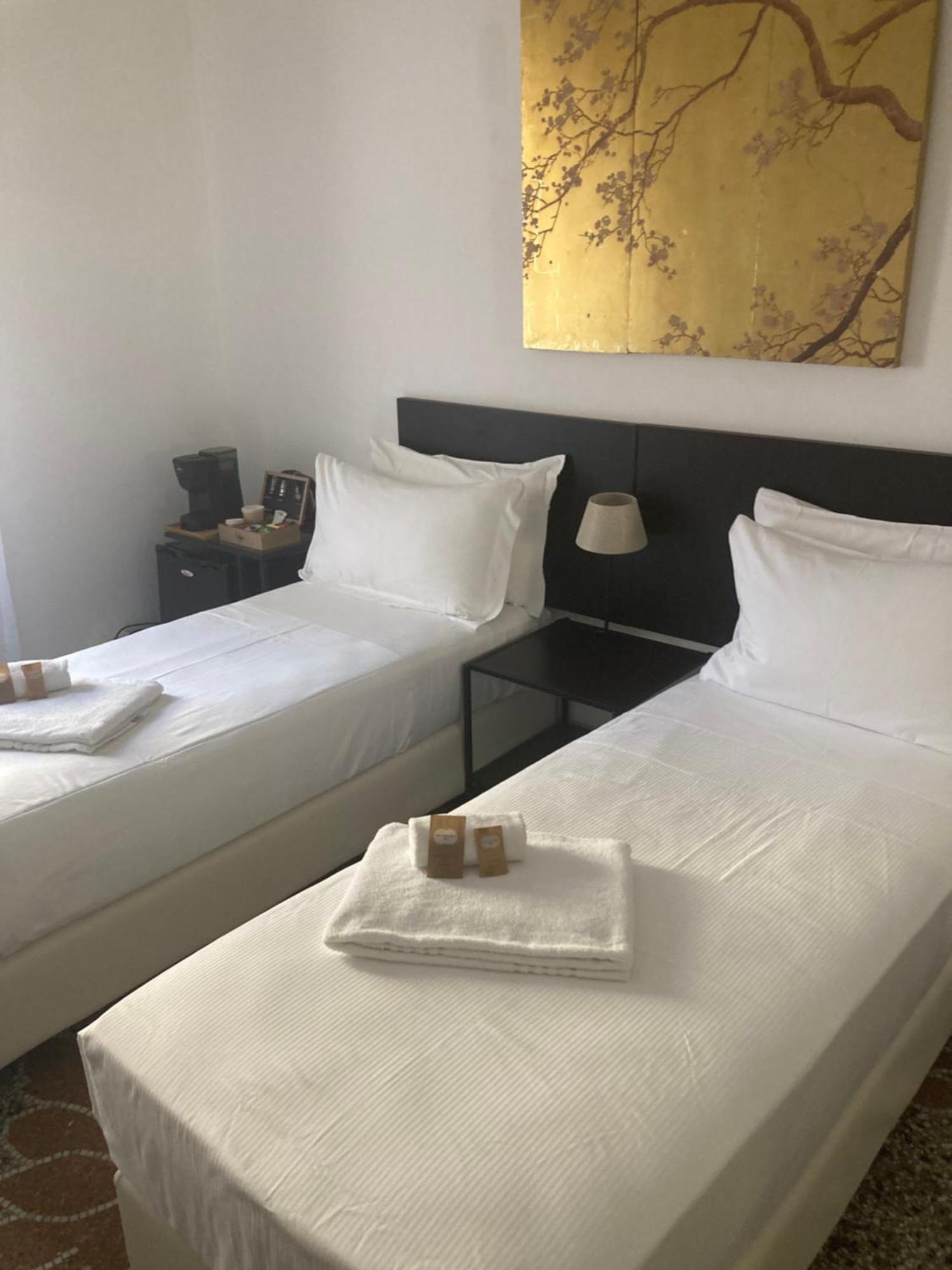 Brignole Rooms Gênes Extérieur photo
